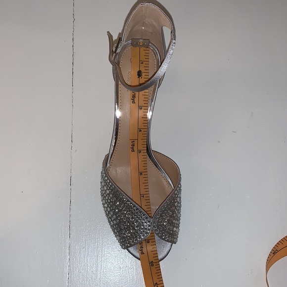 JEWEL BADGLEY MISCHKA Sycamore Silver Satin Block Heels - Picture 12 of 13